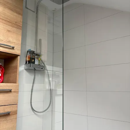 Apartment Stilvolle Gemütliche Dg-wohnung In Solingen-ohligs *