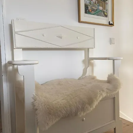 Stilvolle Gemütliche Dg-wohnung In Solingen-ohligs *